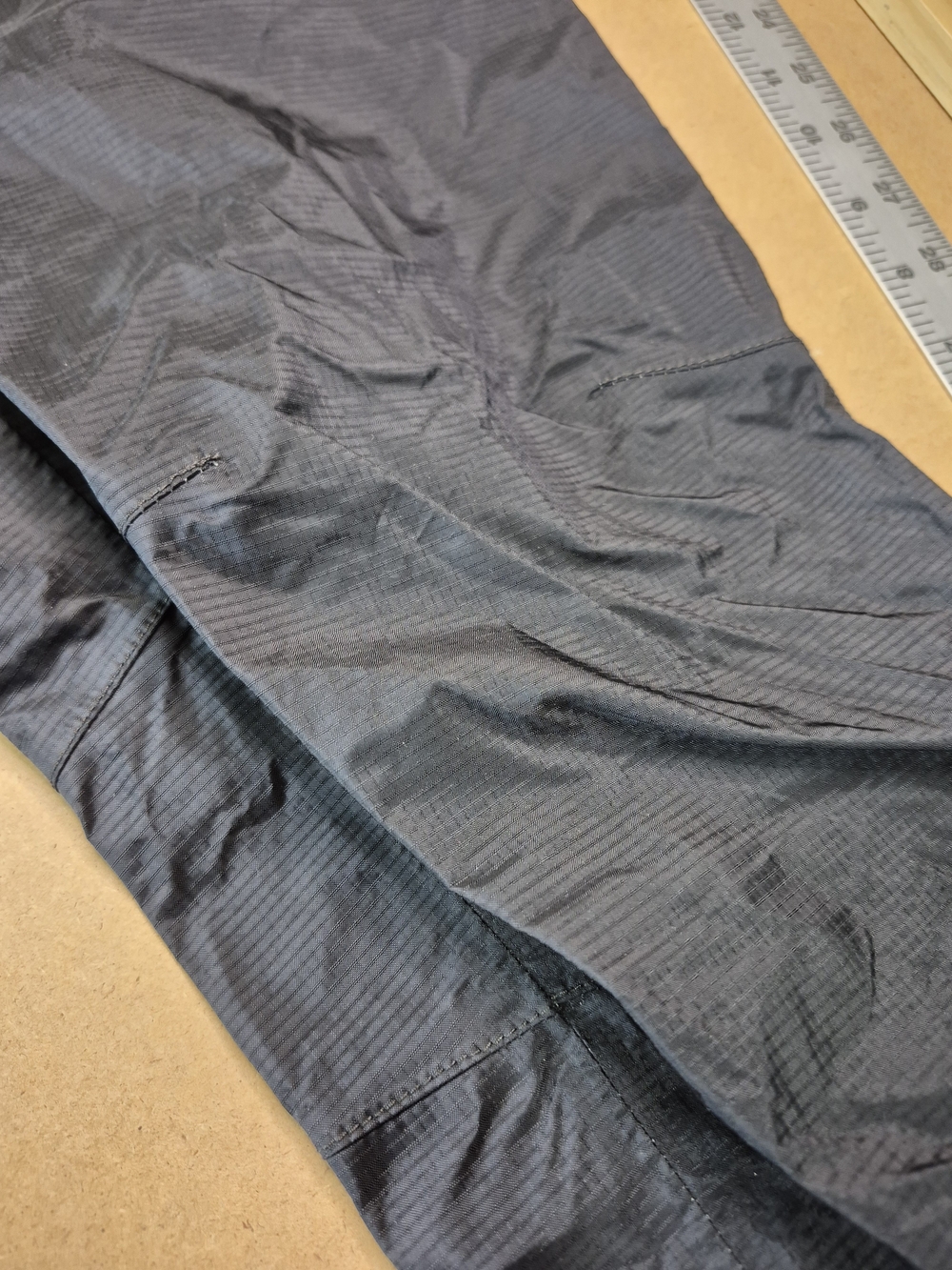 Patagonia Black Women's Waterproof Pants 3361/379 - Picture 4 of 12